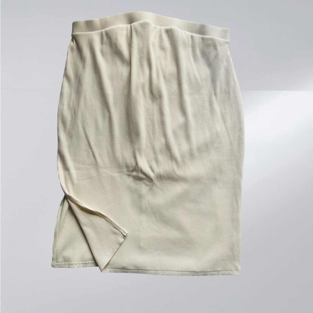 Ingrid & Isabel Cream Pencil Skirt
